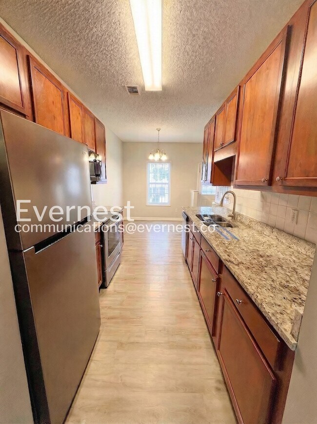 Photo - 8665 Thomas Rd