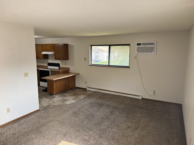 Photo - 520 13th St S Unit 4
