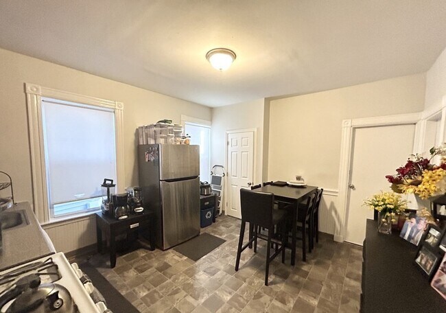 Photo - 151 E Cottage St Unit #1