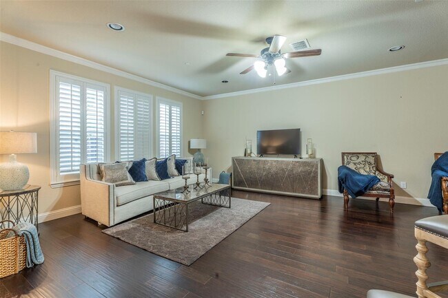 Photo - 1038 Audrey Way