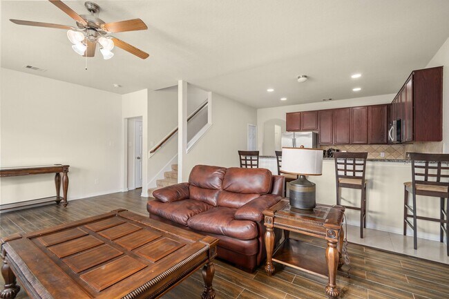 Photo - 2702 Elm Crossing Trail