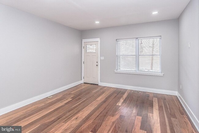 Photo - 2931 Weikel St