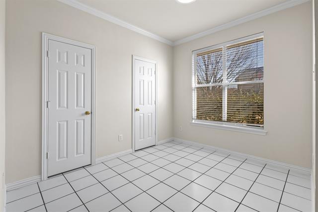 Photo - 121 Wildwood Ct