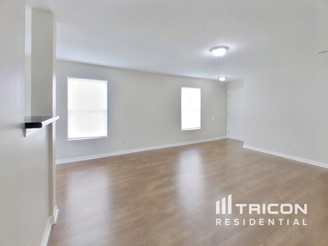 Photo - 6409 Alonzo Dr