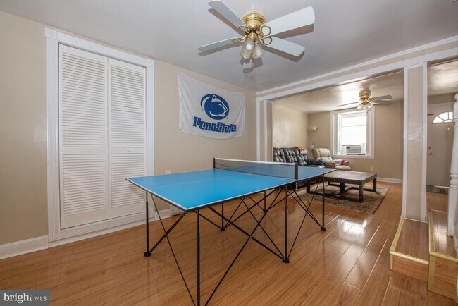 Photo - 4424 St Davids St
