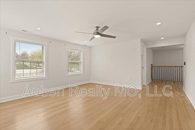 Photo - 4605 Harrison St Unidad 4605 Harrison St  B