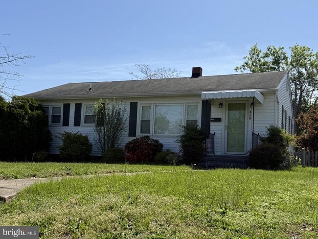 Photo - 458 Hanson Ave House