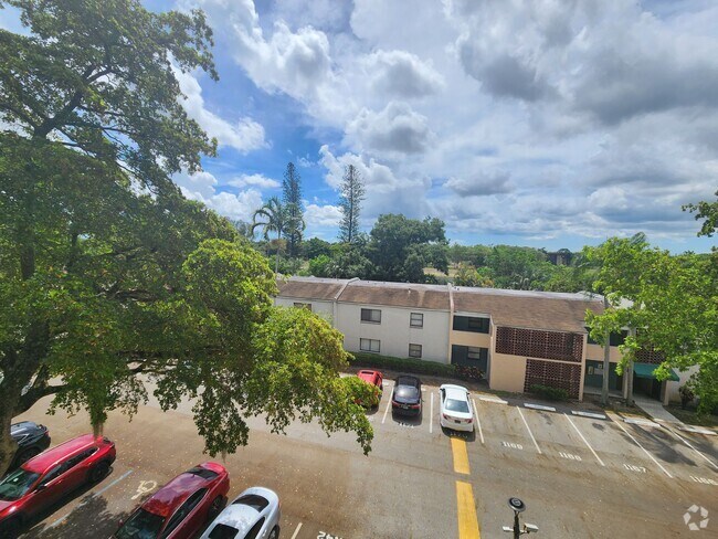 Building Photo - 1 Bed/1.5 Bath Unit 4314 Rental