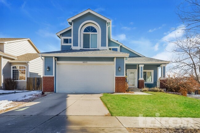 Building Photo - 6015 Fescue Dr