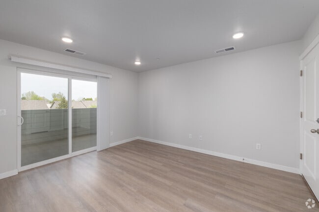 Breckenridge Apartments