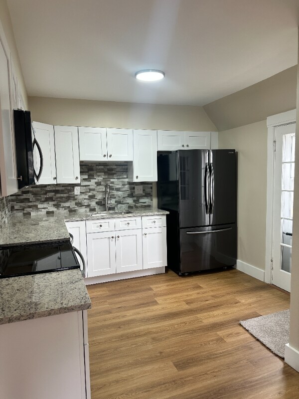 Photo - 367 Lake Ave Unidad 2