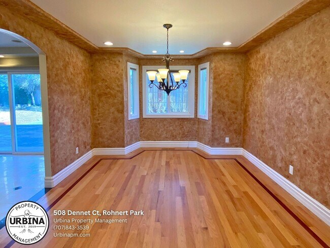 Photo - Expansive Rohnert Park D Section Home – Id...