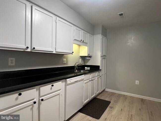 Photo - 10448 Rapidan Ln