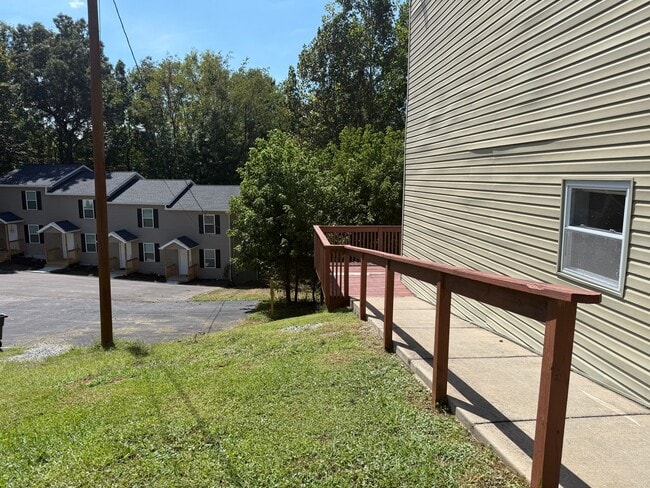 657 Jena Beth Dr Unit 9