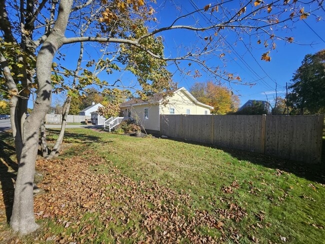 Photo - 1037 Ocean St