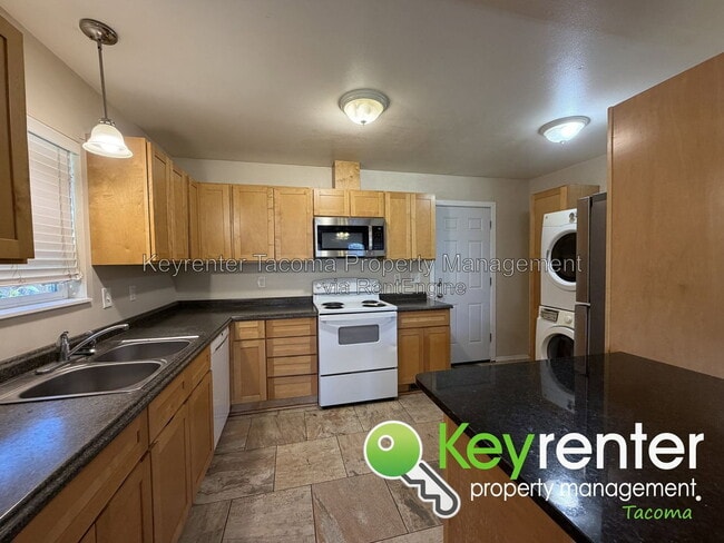 Photo - 3622 E Howe St