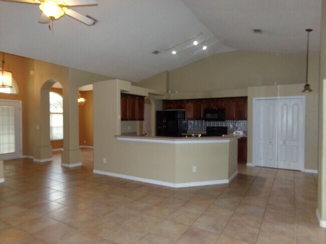 3253 Countryside View Dr
