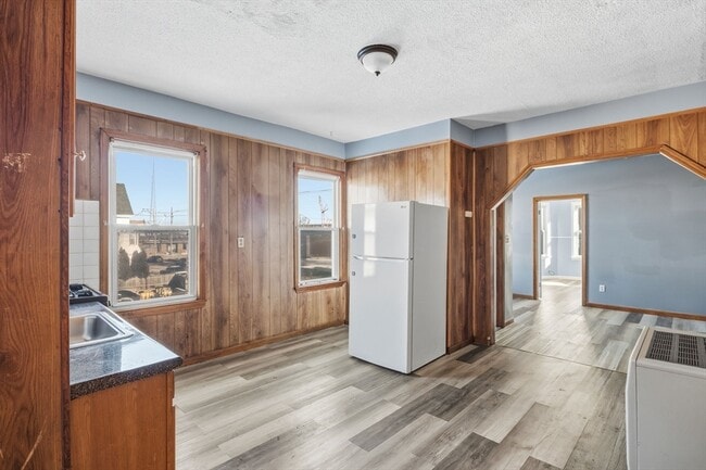 Photo - 857 S 1st St Unit 2