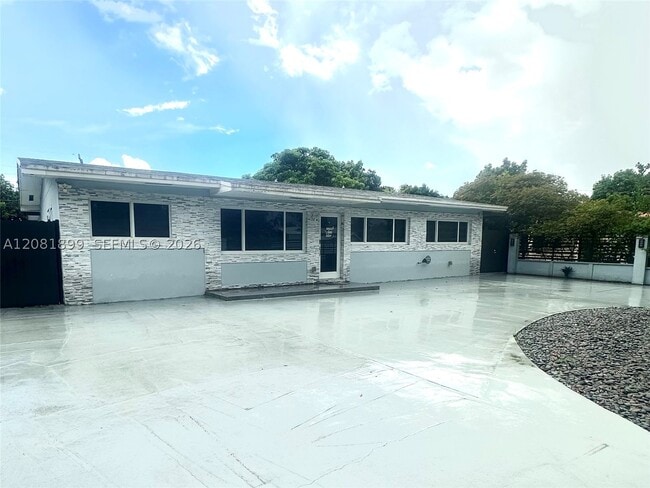 Photo - 6605 W 6th Ave