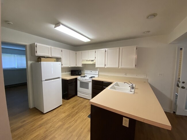 Photo - 3565 Windmill Dr