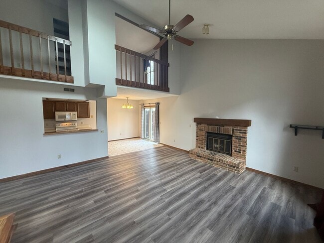 Photo - 5123 Pinebrook Dr