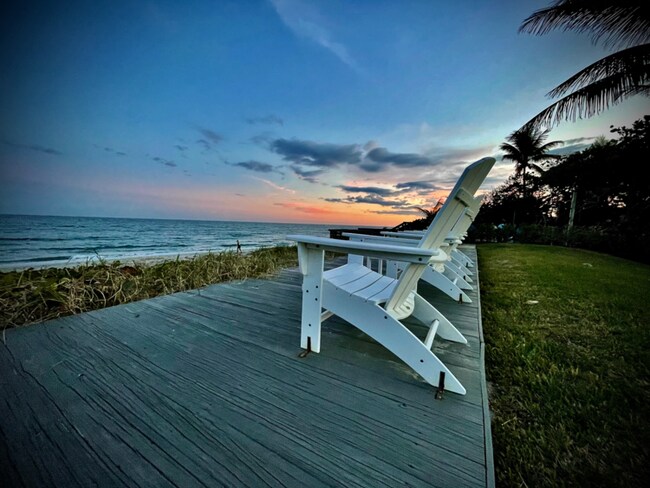 Colonial Ridge beach access - 5505 N Ocean Blvd Unit 2-102