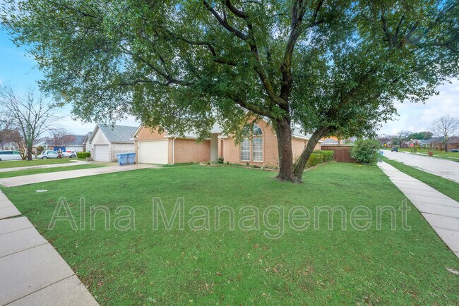 Building Photo - 6609 Gardenia Dr
