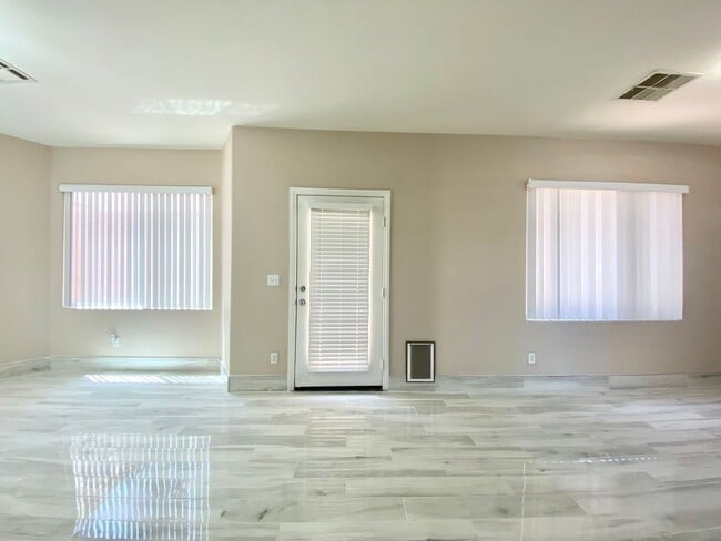 Photo - Nice 2-story single-family house with 3 Bedrooms, 2.5 Bathrooms