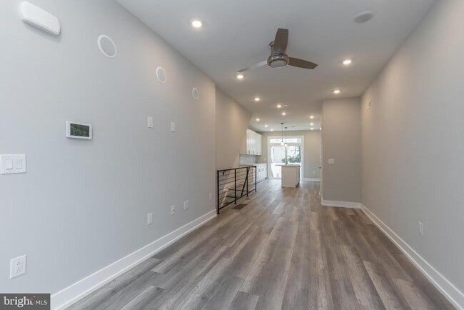 Photo - 138 W Huntingdon St Unit 1