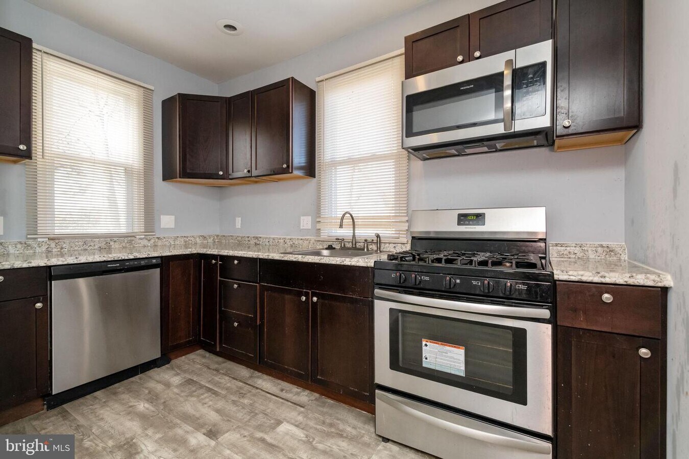 Photo - 5202 Nuth Ave