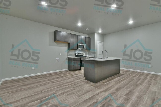 2813 Josie Circle Unit 2811 Josie
