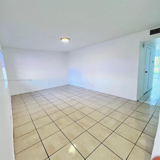 Photo - 5721 Blueberry Ct Unit 125