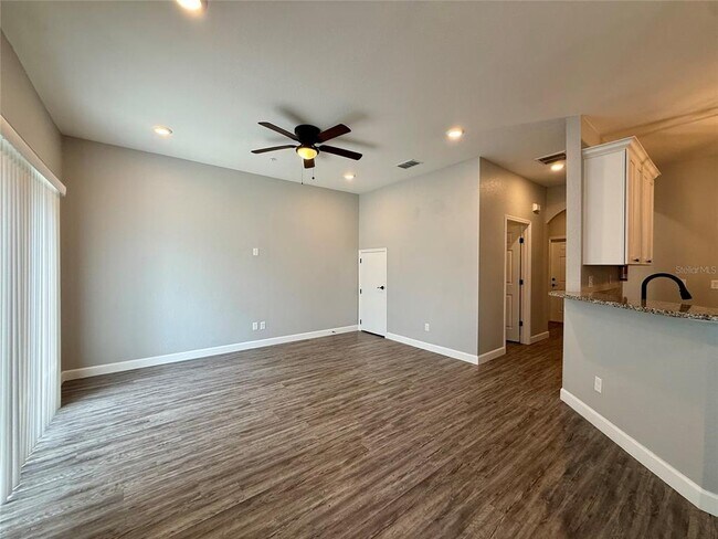 2604 Tanoak Ter