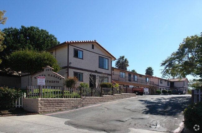 Photo - 155 E East Dr