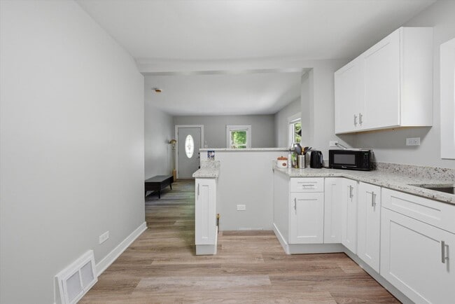 Photo - 1235 River Dr