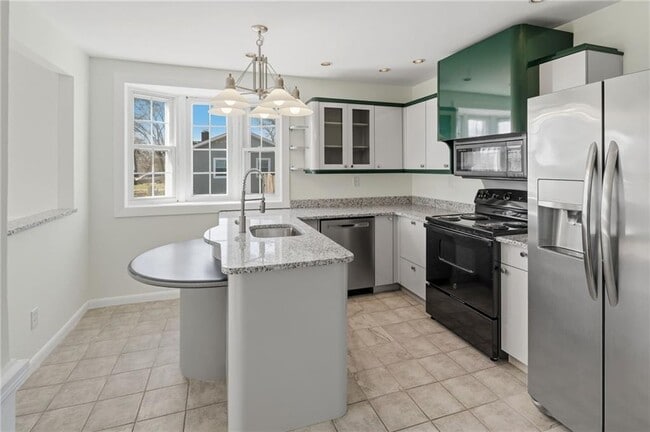 Photo - 21 Earlham Way