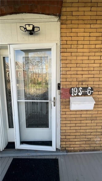 Photo - 19 S 6th St