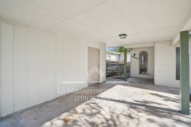 Photo - 6607 Cherryleaf St