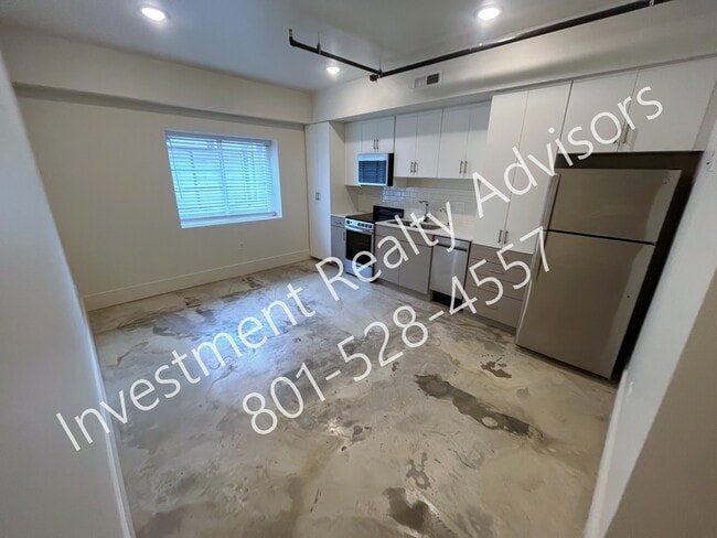 Building Photo - 1172 Graystone Way Unit 107 Rental