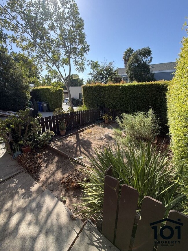 227 Jesmary Ln