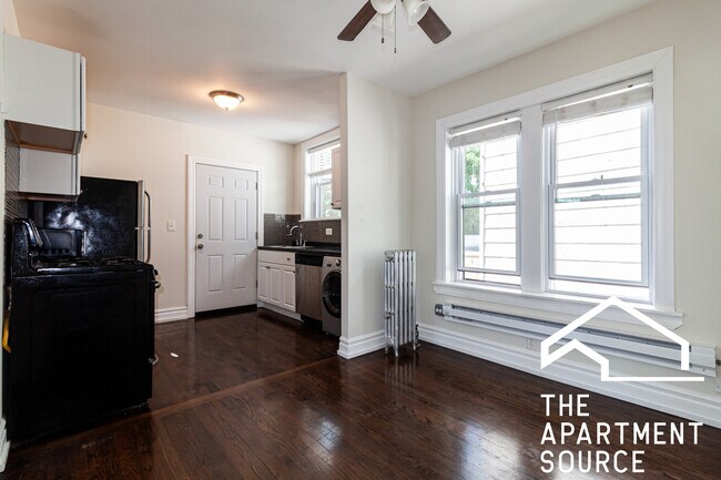 Photo - 2133 W Giddings St Unit 3C