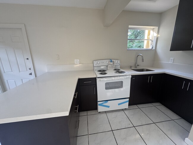 Photo - 7126 SW 22nd St Unidad 2