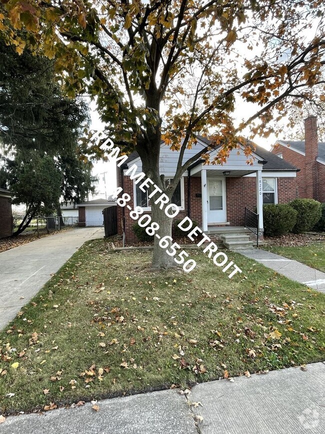 Building Photo - PRICE REDUCTION: Brick Bungalow in Eastpointe Rental