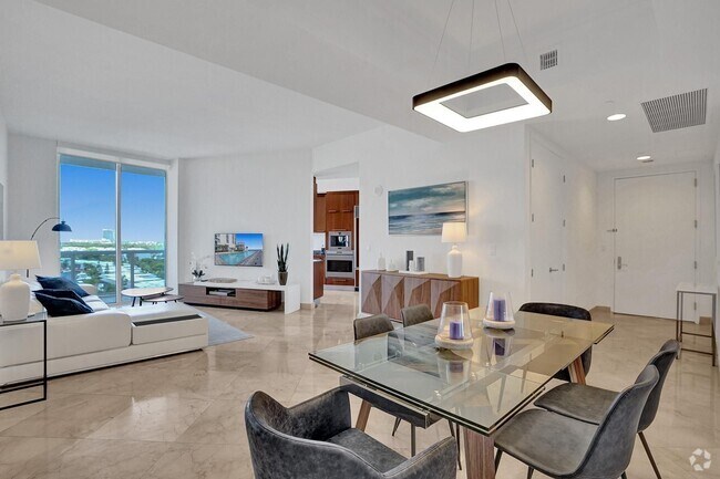 Building Photo - 16001 Collins Ave Unit # 803 Rental