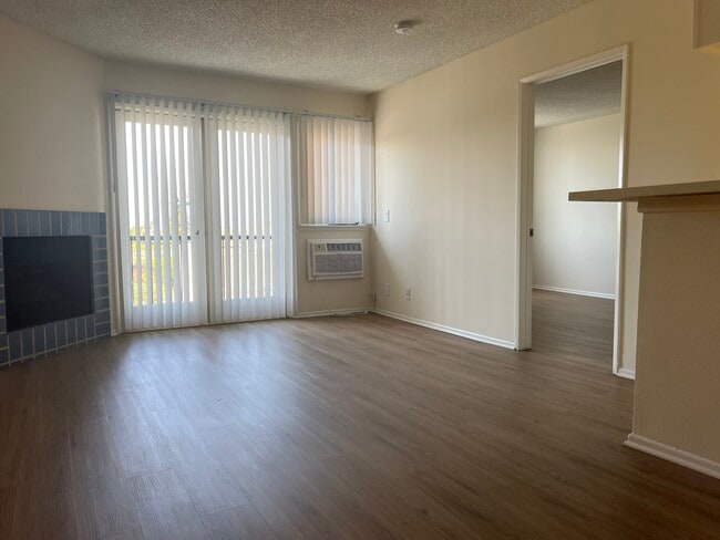 Photo - Castle Heights Apartments