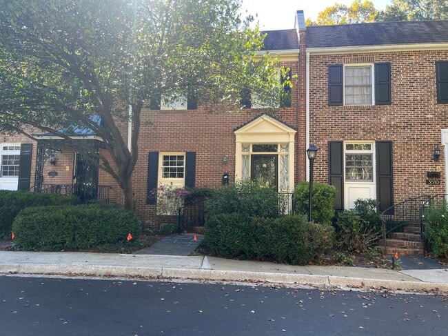 Photo - 3512 Paces Pl NW