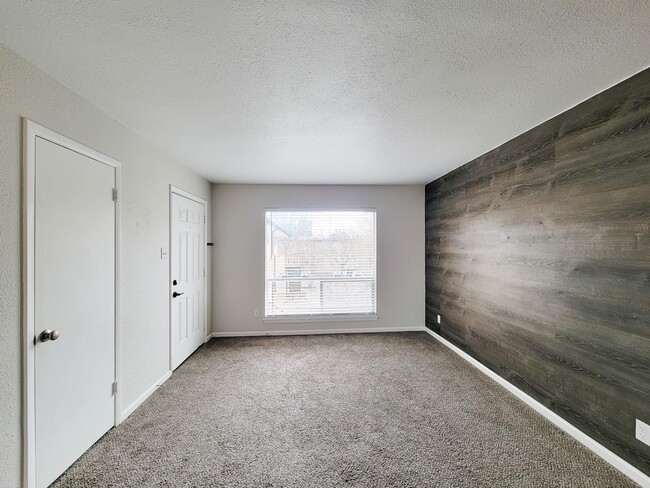 Photo - 1418 Vermont St Unit 9