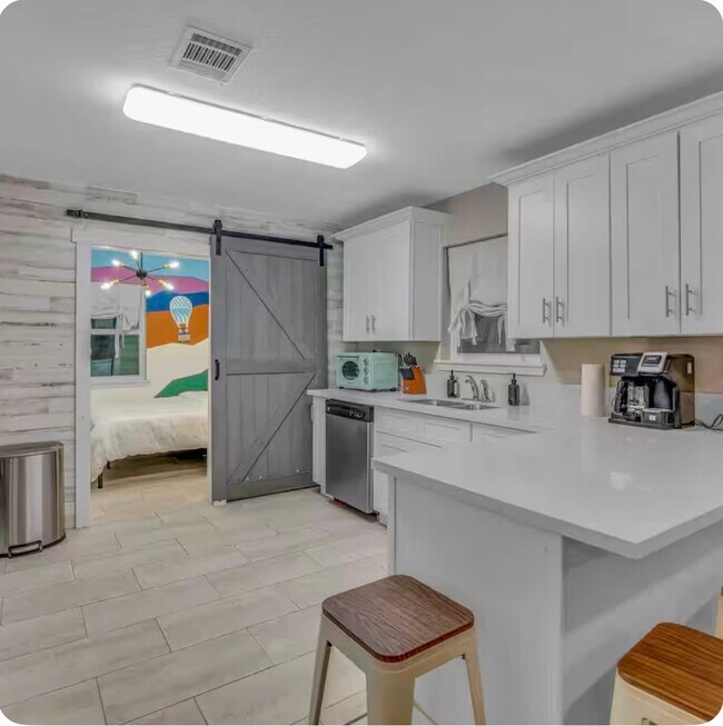 Photo - 8411 Garden Parks Dr