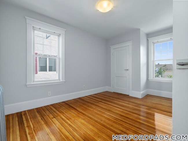 Photo - 16 Windsor Rd Unit 1