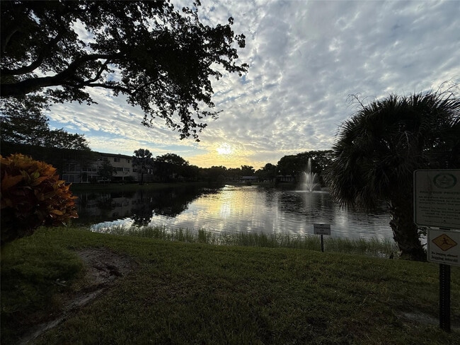 Photo - 3531 NW 50th Ave Unit 611